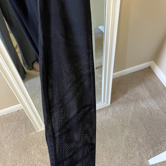 lululemon align black leggings - Picture 4 of 4